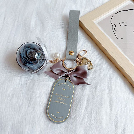 Preserved Flower Leather Keychain: Romantic and Cute to Carry Around, Perfect for Gifting or Personal Use(GREY)